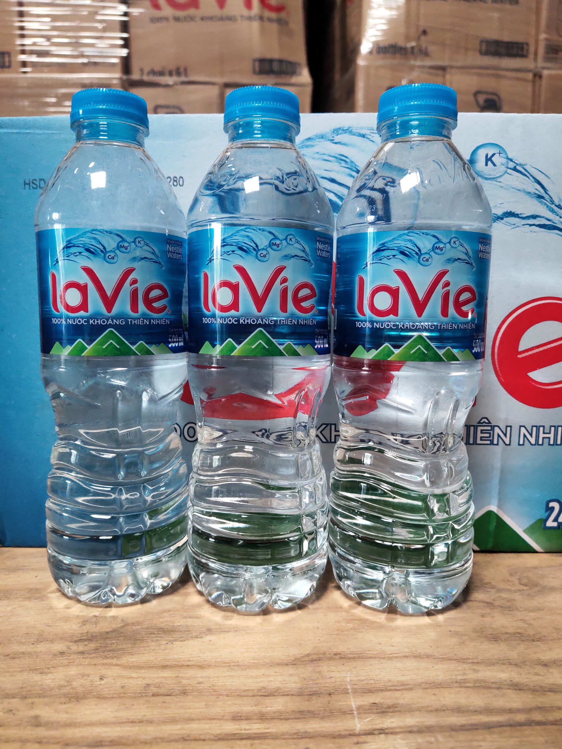 Biết mua LaVie 500ml chính hãng giúp bảo vệ sức khỏe và quyền lợi